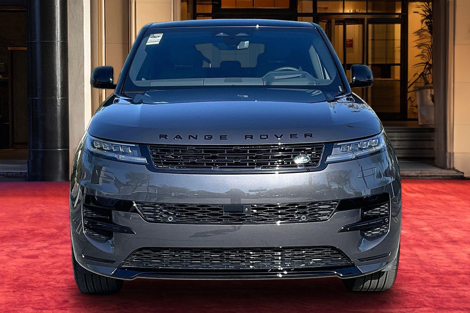 New 2027 Land Rover Range Rover Sport Dynamic SE AWD/4WD image 3