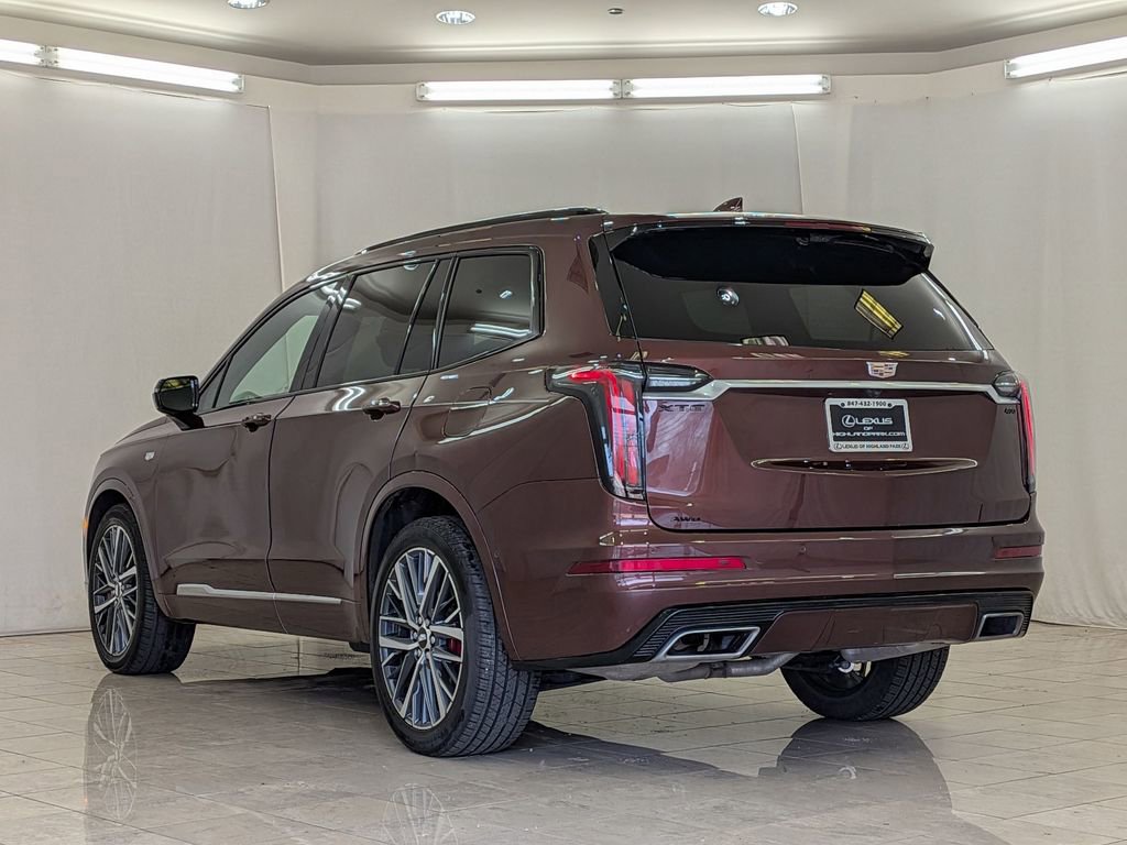 Used 2023 Cadillac XT6 Sport w/ Technology Package image 6