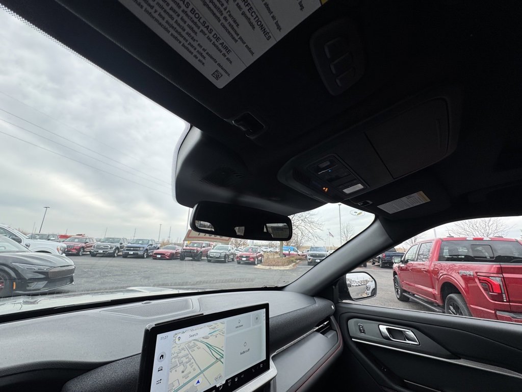 New 2026 Ford Explorer ST-Line w/ ST-Line Street Pack image 27