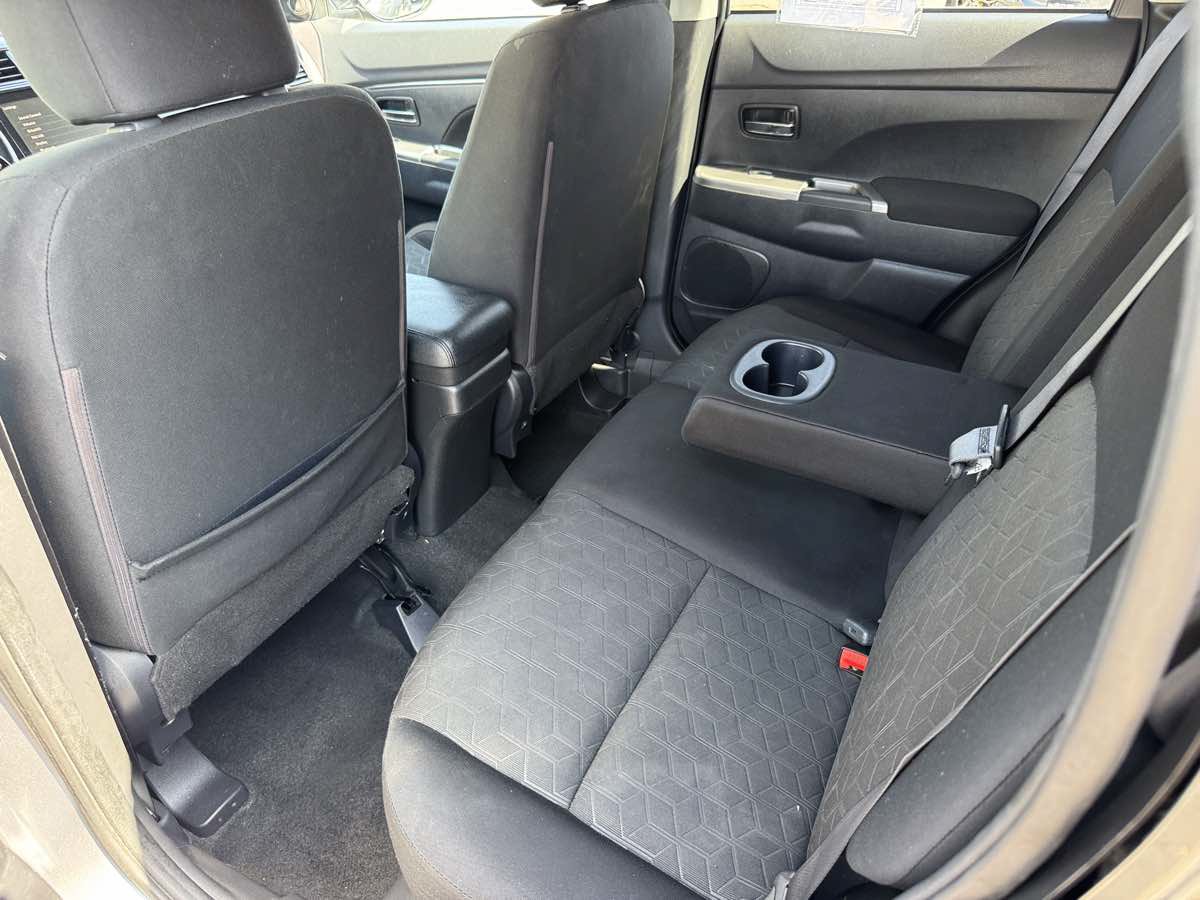 Used 2021 Mitsubishi Outlander Sport AWD image 19