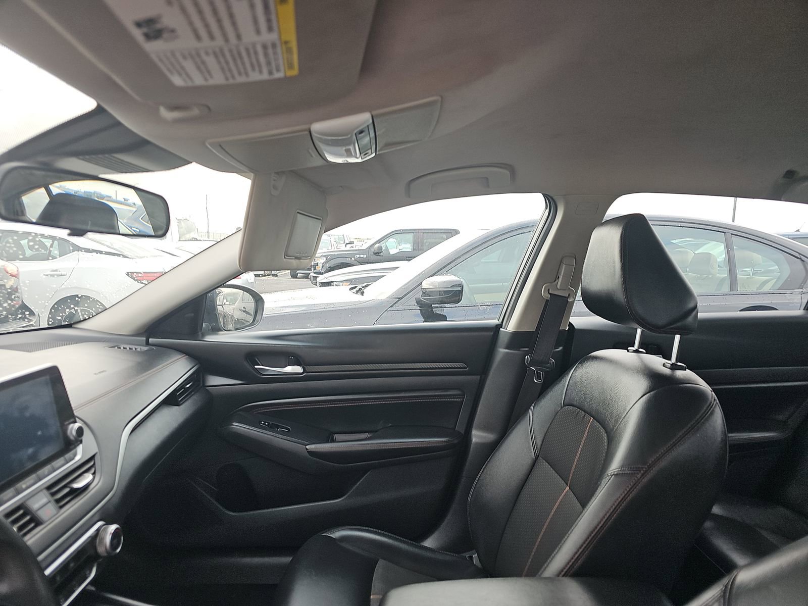 Used 2021 Nissan Altima 2.5 SR FWD image 17