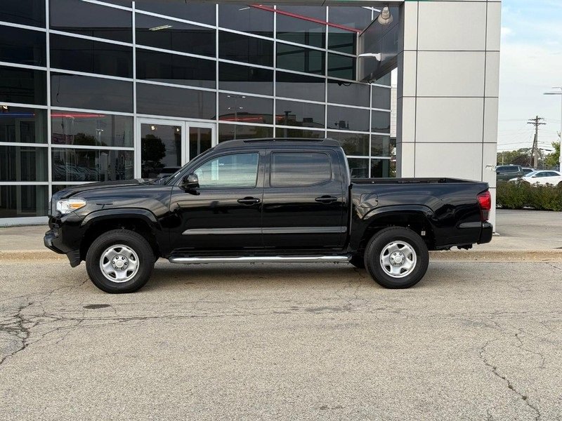 Used 2023 Toyota Tacoma SR image 6
