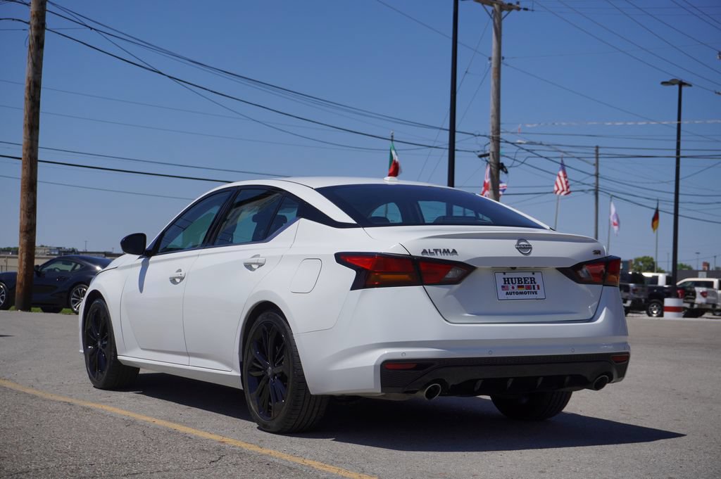 Used 2024 Nissan Altima 2.5 SR FWD image 5