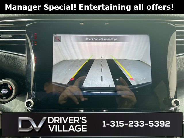 Used 2024 Jeep Wagoneer L 4WD w/ Premium Group I image 15