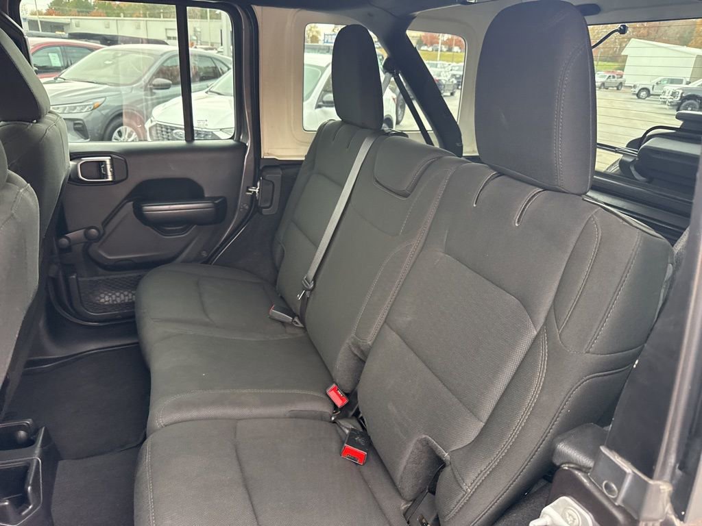Used 2019 Jeep Wrangler Unlimited Sport image 13