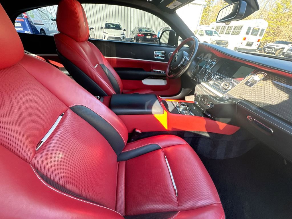 Used 2020 Rolls-Royce Wraith image 31