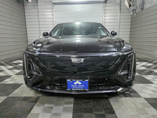 Used 2024 Cadillac Lyriq Sport image 3