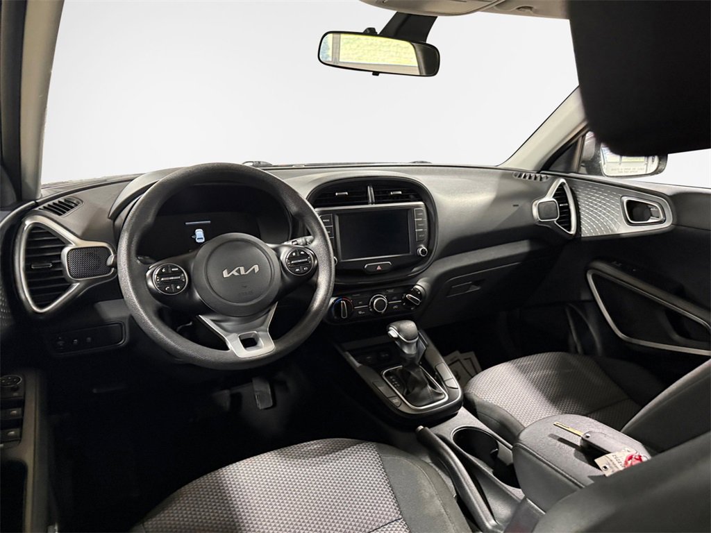 Certified 2024 Kia Soul LX w/ Option Group 015 image 22