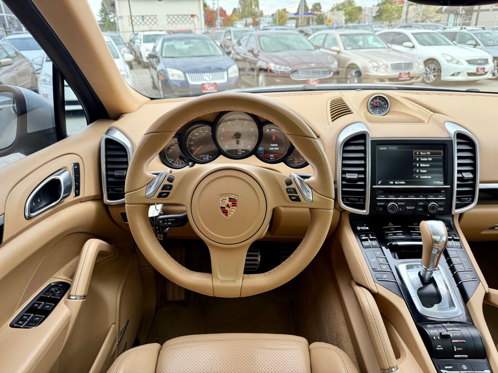 Used 2014 Porsche Cayenne S AWD/4WD image 12
