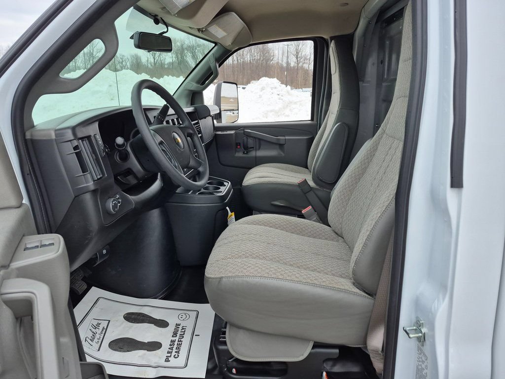 New 2025 Chevrolet Express 3500 w/ Power Convenience Package RWD image 9