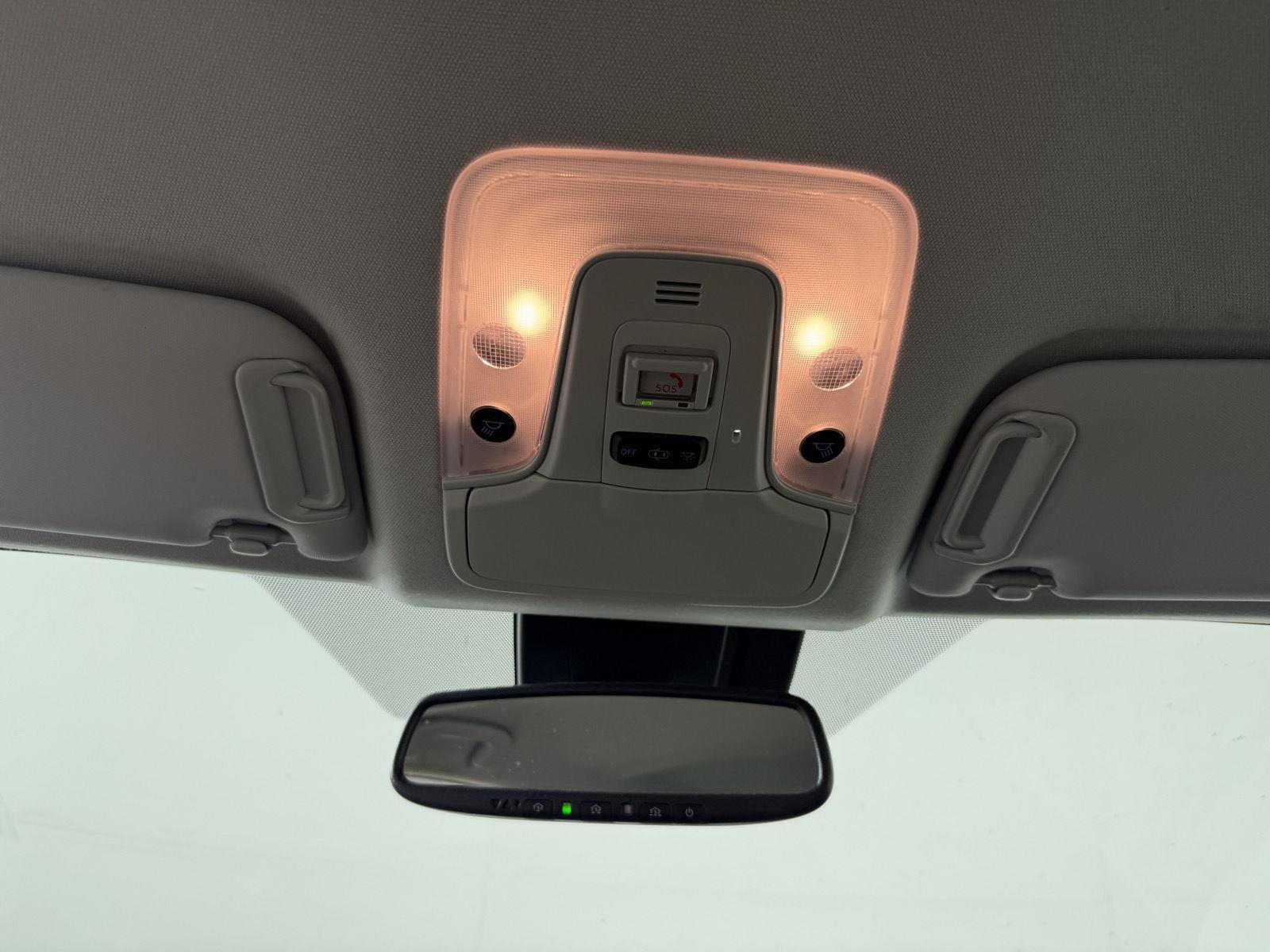 Used 2022 Toyota Prius AWD image 23