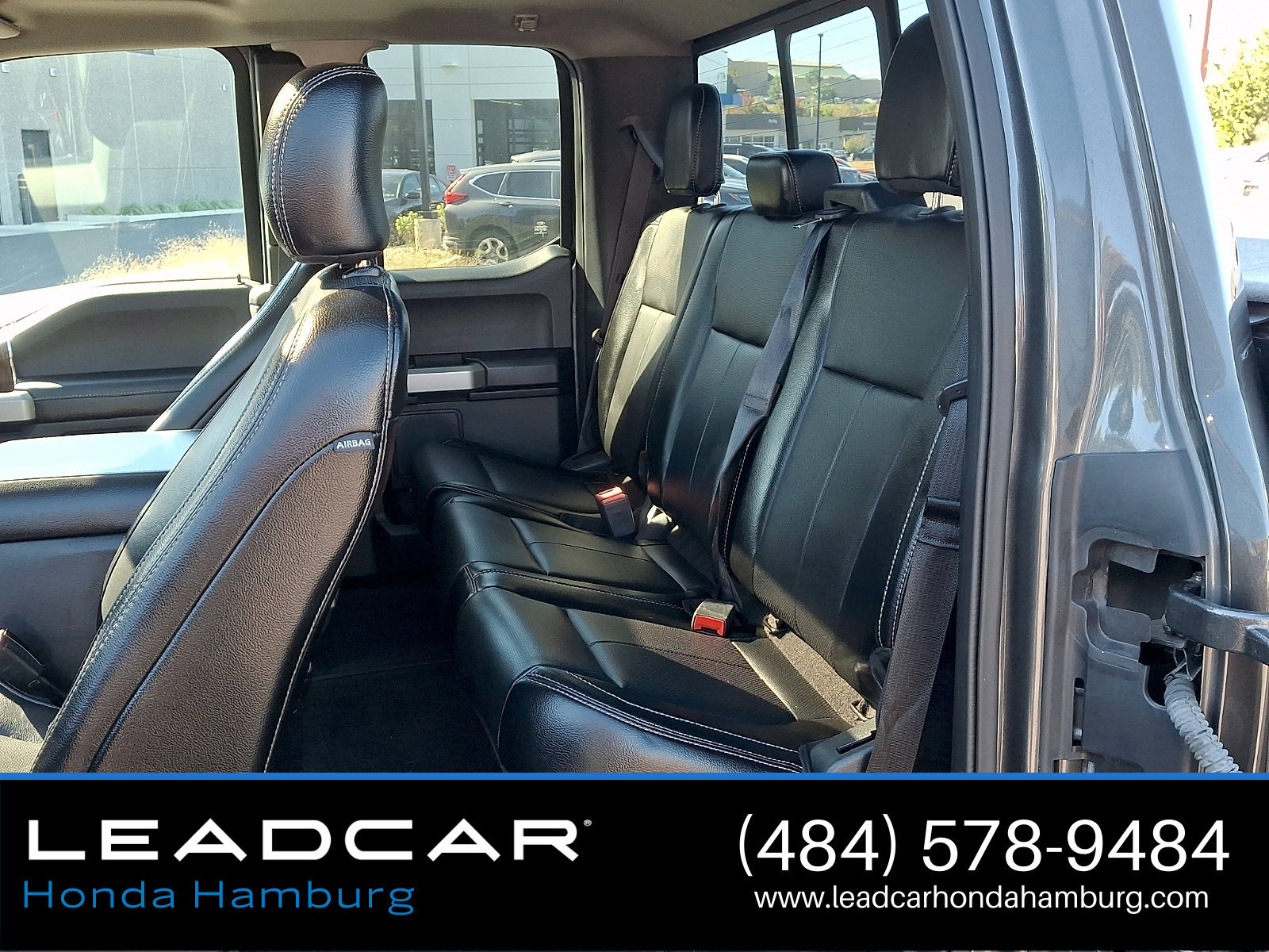 Used 2018 Ford F150 Lariat w/ Equipment Group 502A Luxury AWD/4WD image 11