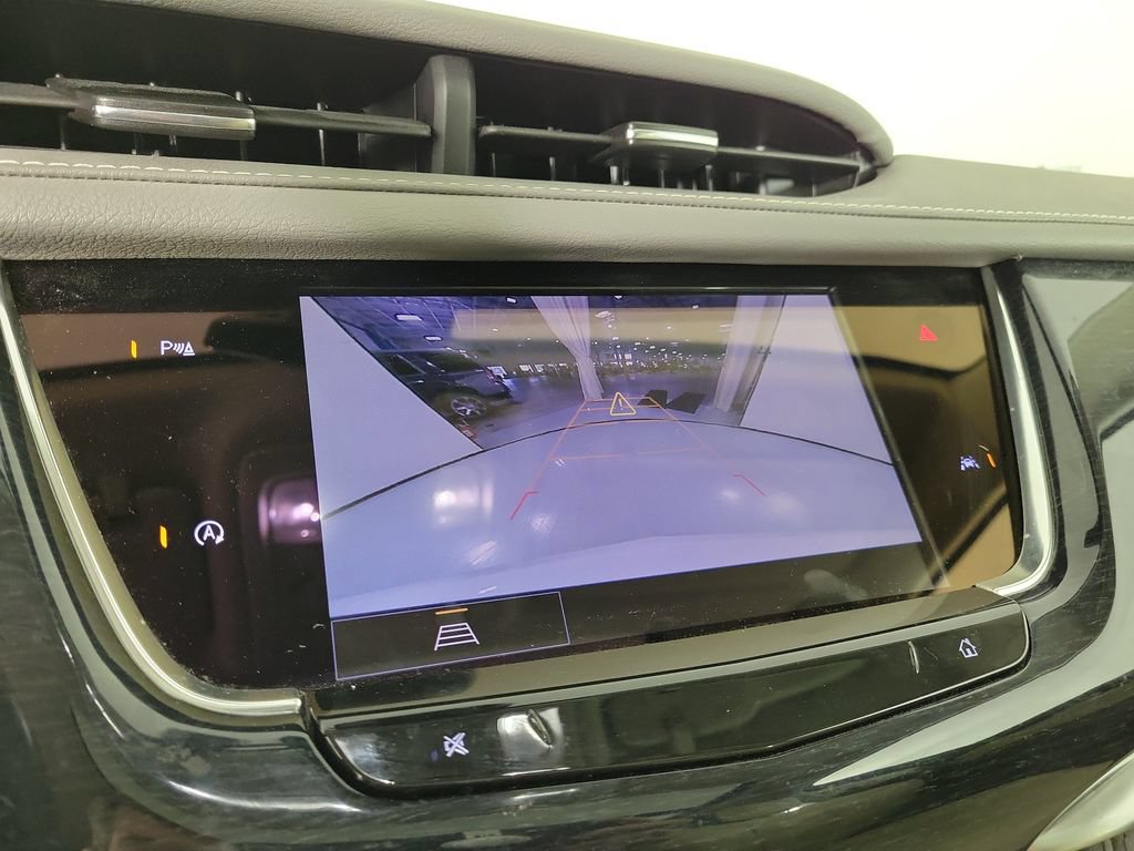 Used 2024 Cadillac XT6 Premium Luxury w/ LPO, Floor Liner Package AWD/4WD image 27