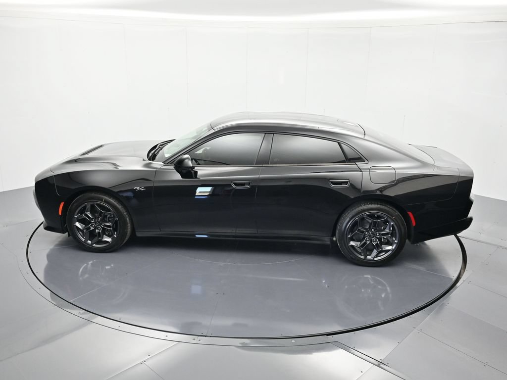 New 2026 Dodge Charger R/T w/ Blacktop Package AWD/4WD image 34