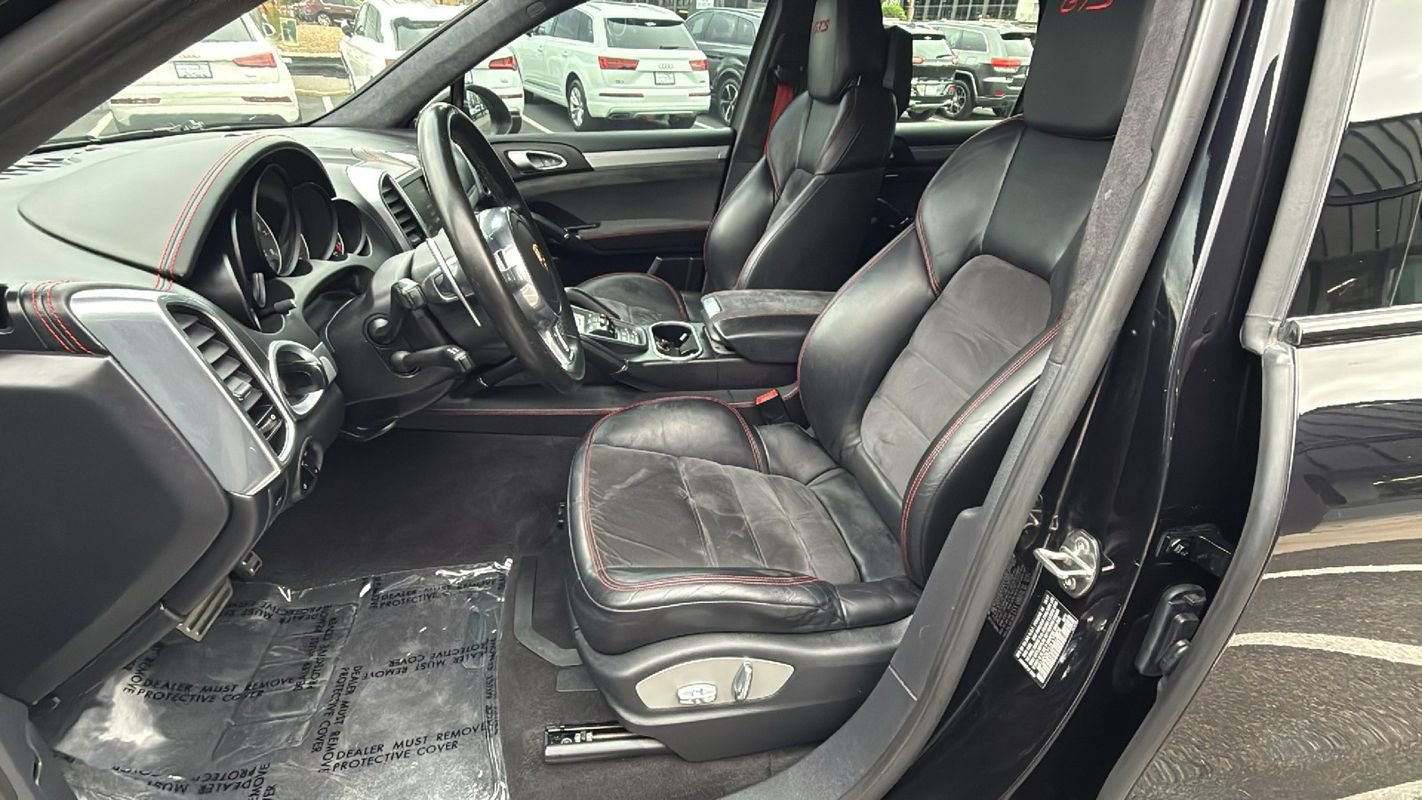 Used 2013 Porsche Cayenne GTS AWD/4WD image 10