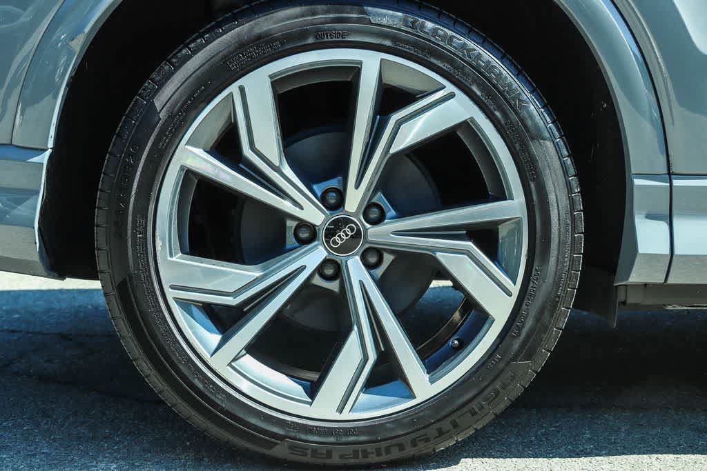 Used 2023 Audi Q4 e-tron Premium w/ Convenience Package AWD/4WD image 11