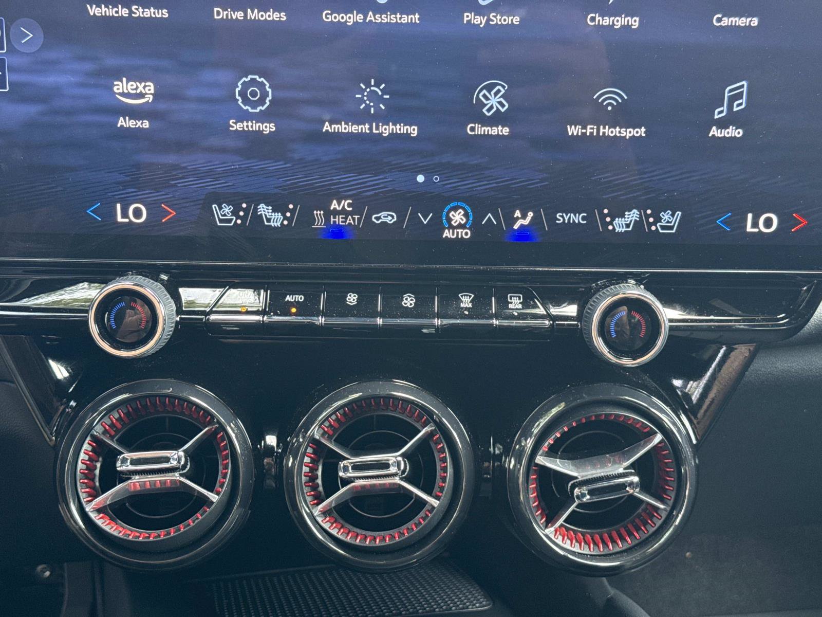 Used 2025 Chevrolet Blazer EV RS AWD/4WD image 22