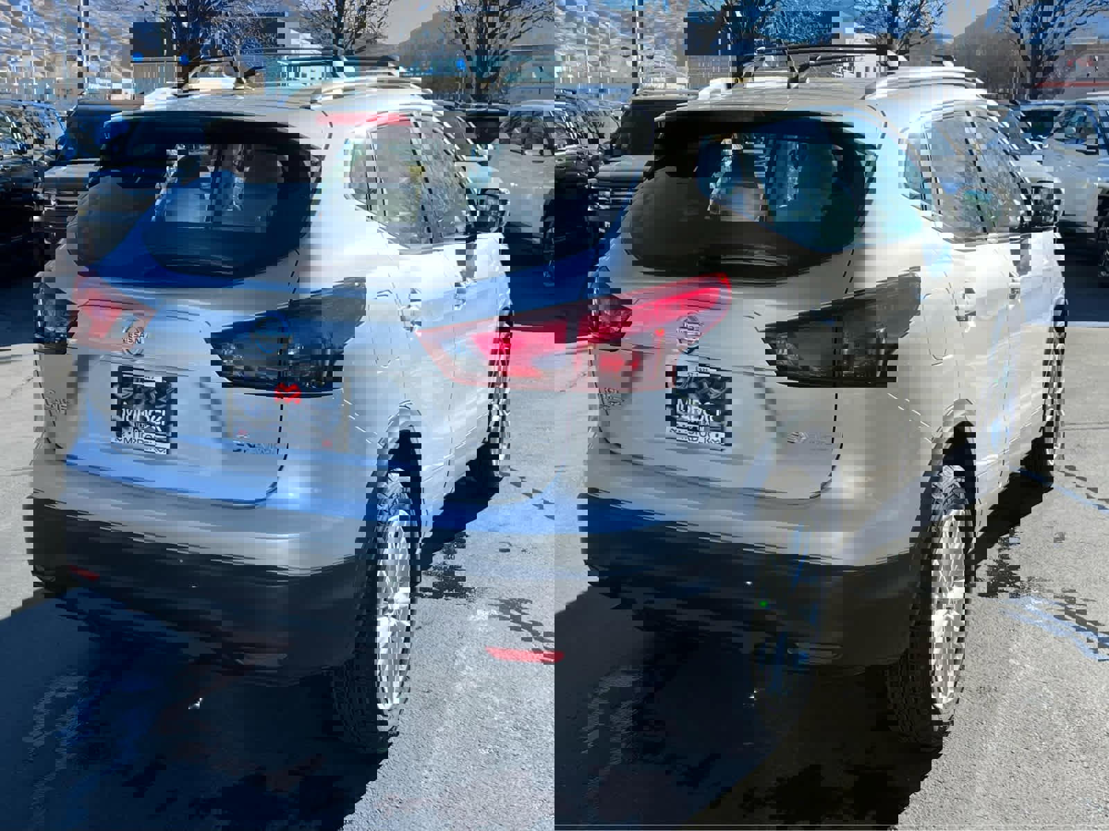 Used 2018 Nissan Rogue Sport SV w/ SV All-Weather Package image 8