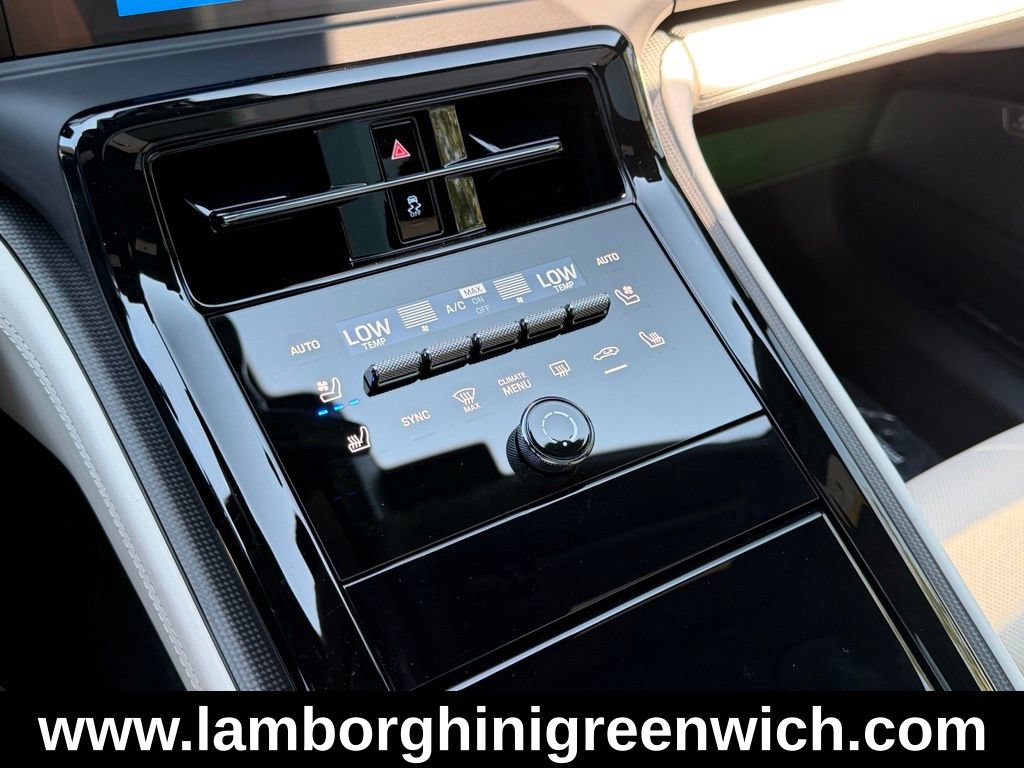 Used 2026 Porsche Panamera GTS AWD/4WD image 35