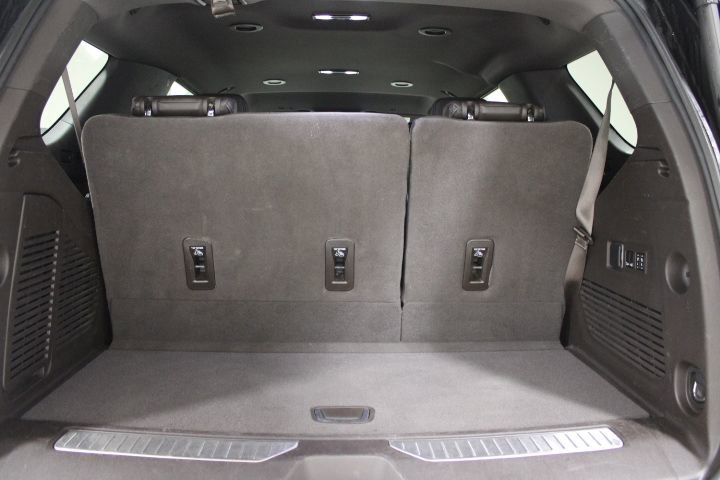 Used 2023 GMC Yukon Denali image 11