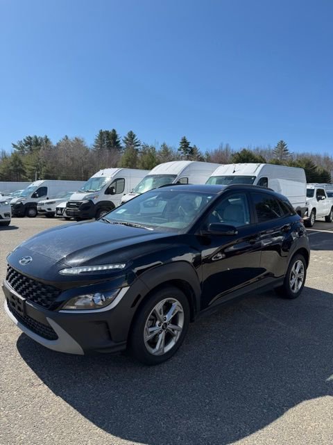 Used 2023 Hyundai Kona SEL w/ Cargo Package image 3