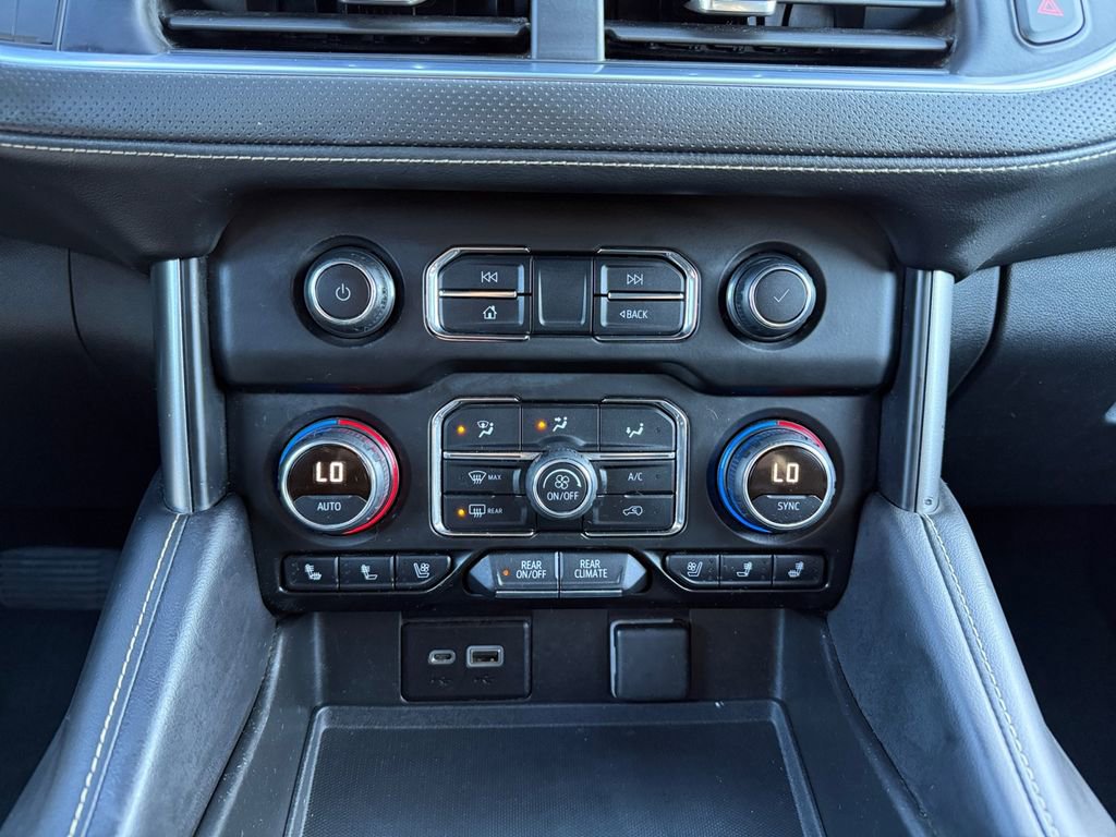 Used 2021 Chevrolet Tahoe Premier w/ Premium Package AWD/4WD image 4