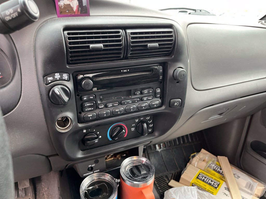 Used 2001 Ford Ranger XLT AWD/4WD image 11