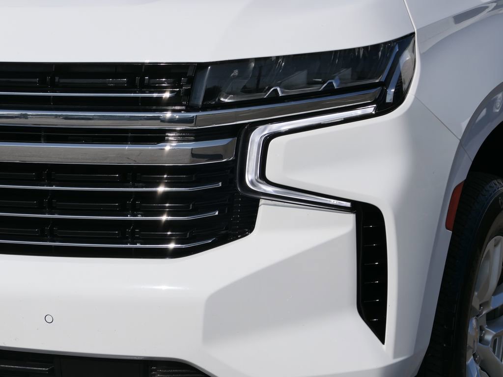 Used 2024 Chevrolet Suburban LT image 8