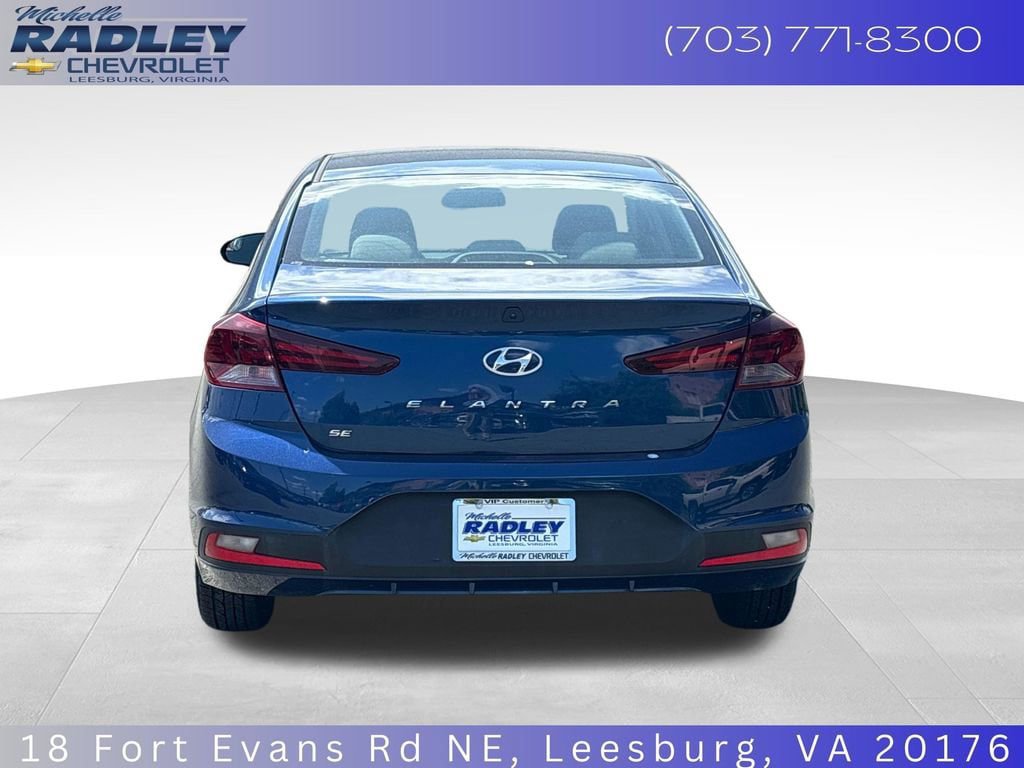 Used 2019 Hyundai Elantra SE FWD image 4
