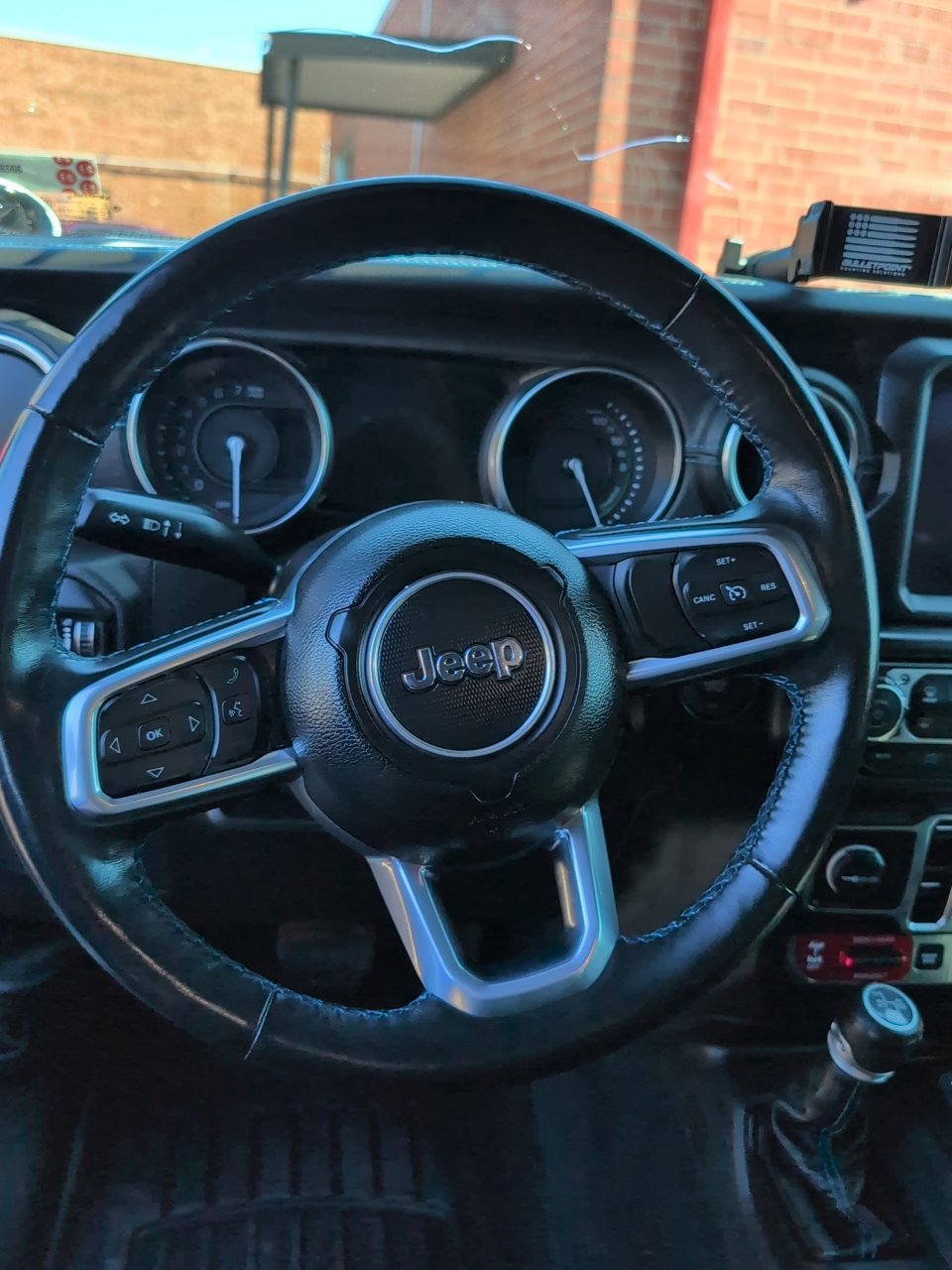 Used 2023 Jeep Wrangler Unlimited Rubicon 4xe w/ Cold Weather Group AWD/4WD image 26