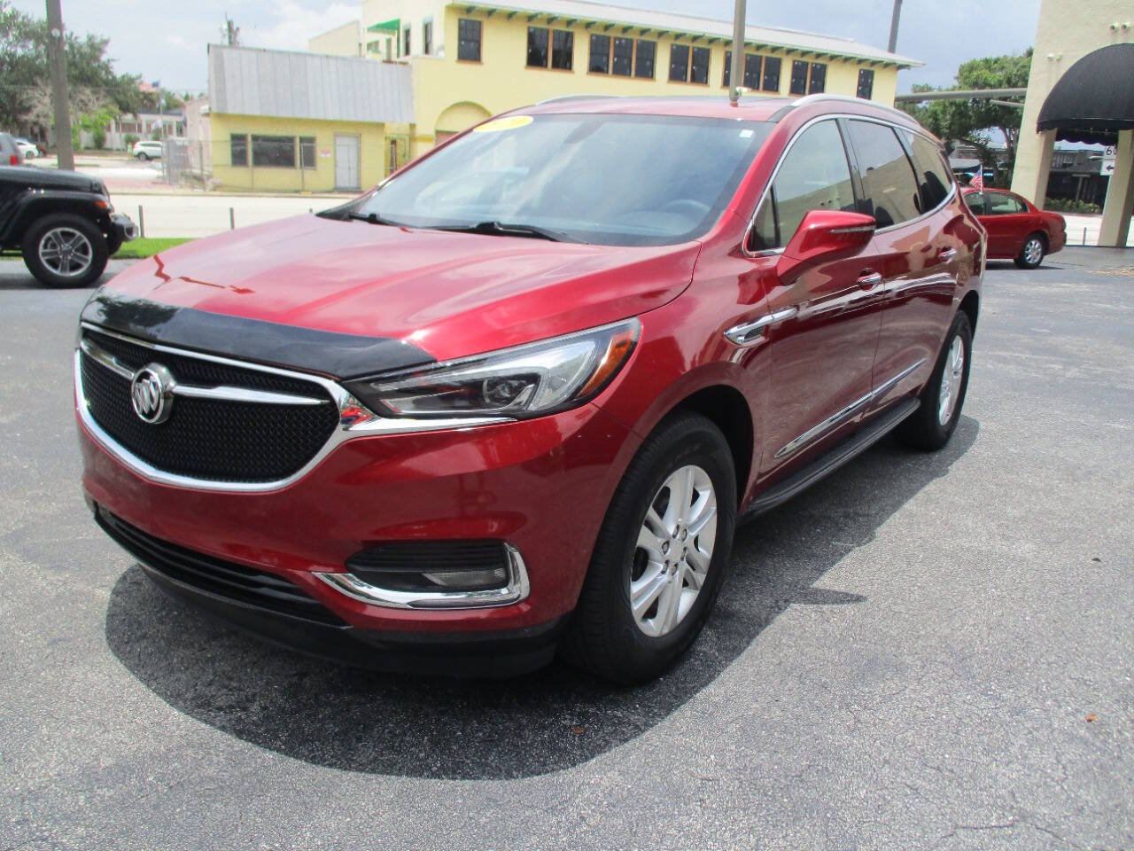 Used 2020 Buick Enclave Essence w/ LPO, Luxury Package FWD image 4