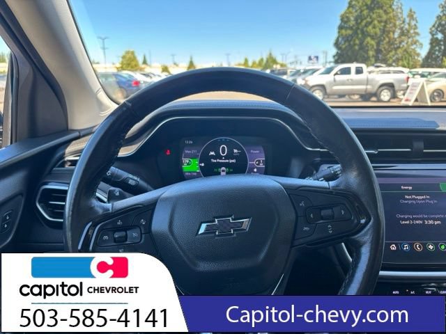 Used 2022 Chevrolet Bolt EUV LT w/ Convenience Package FWD image 16