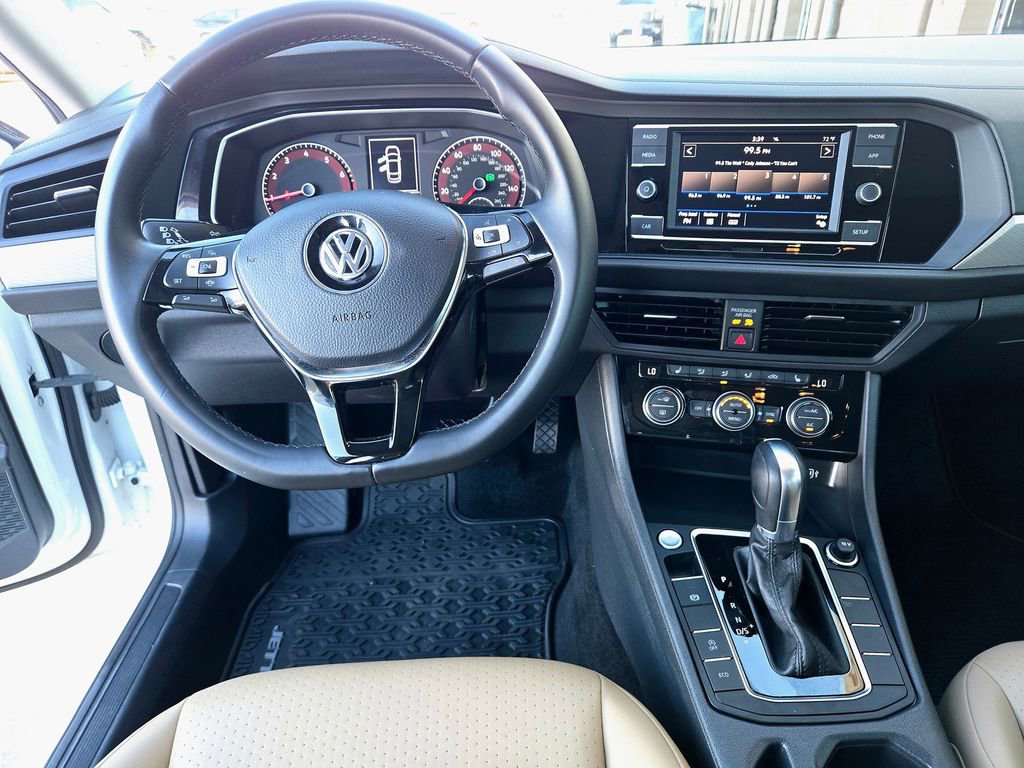 Used 2019 Volkswagen Jetta SE image 9
