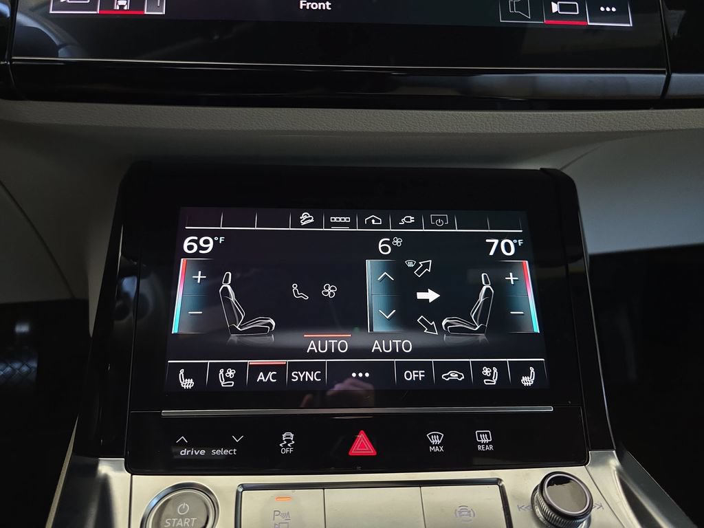 Certified 2024 Audi Q8 e-tron Premium Plus w/ Premium Plus Package AWD/4WD image 27
