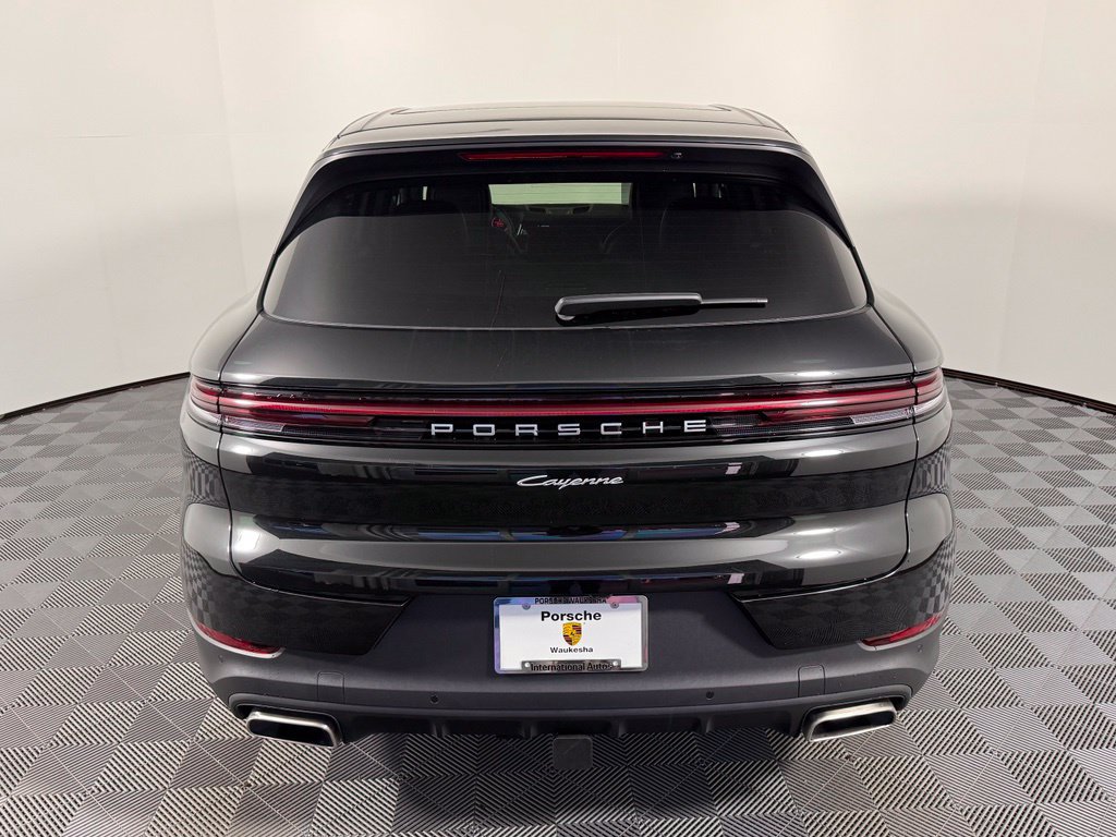 New 2026 Porsche Cayenne AWD/4WD image 6