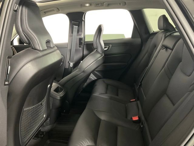 Used 2023 Volvo XC60 B5 Plus w/ Climate Package image 33