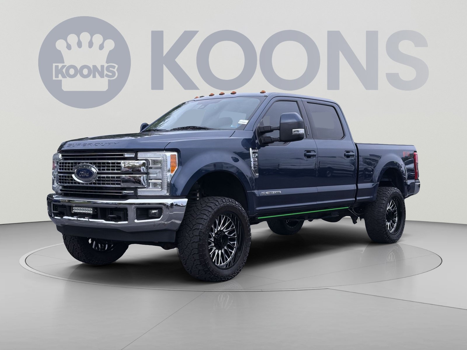 Used 2017 Ford F250 Lariat w/ Lariat Ultimate Package AWD/4WD image 1