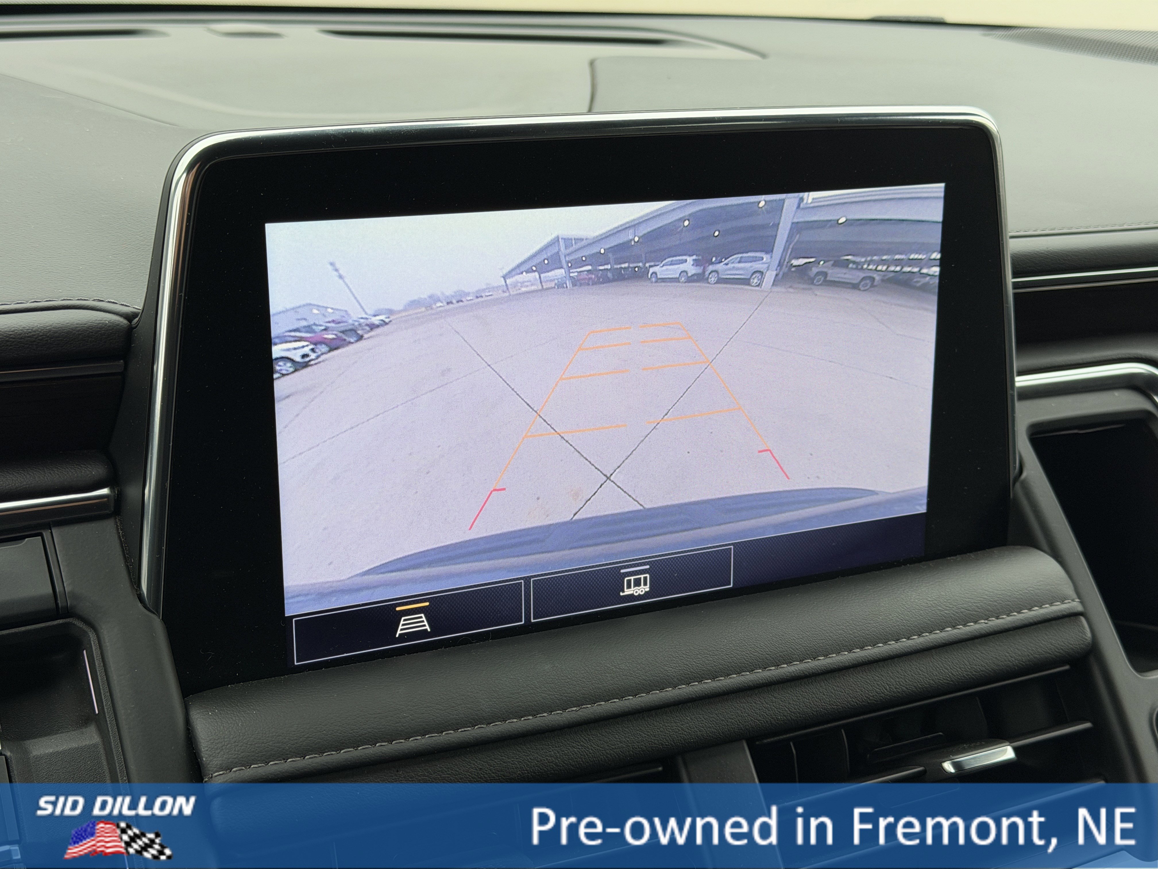 Used 2021 GMC Yukon SLE AWD/4WD image 9