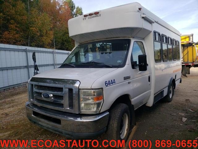 Used 2011 Ford E-350 and Econoline 350 Super Duty w/ Shuttle Bus Prep Pkg RWD image 3