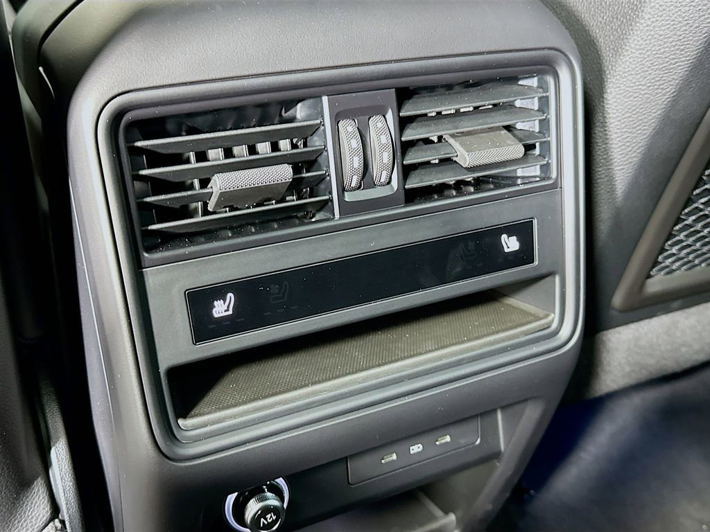 Certified 2025 Porsche Cayenne GTS AWD/4WD image 27