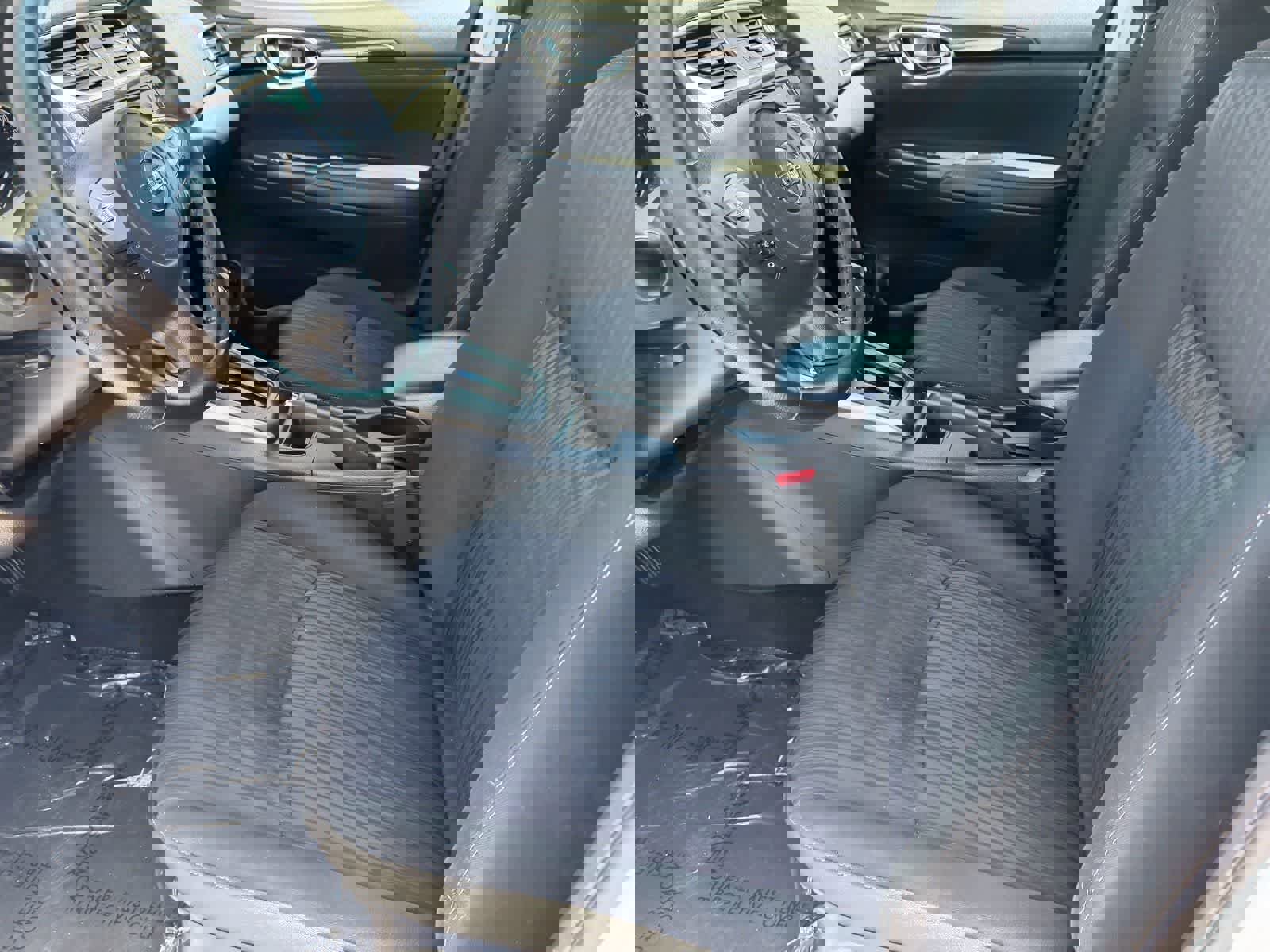 Certified 2019 Nissan Sentra SV FWD image 18