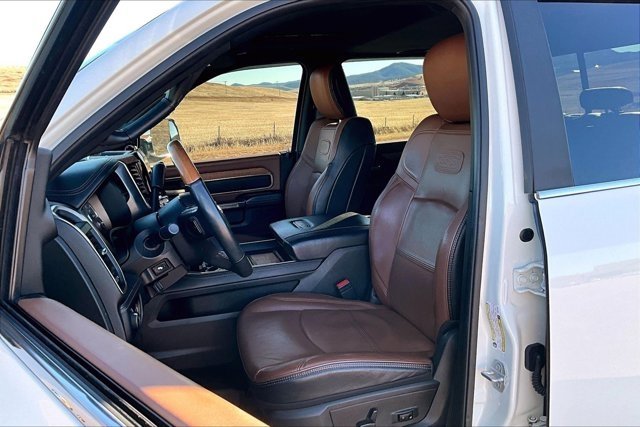 Used 2019 RAM 3500 Limited w/ Max Tow Package image 21