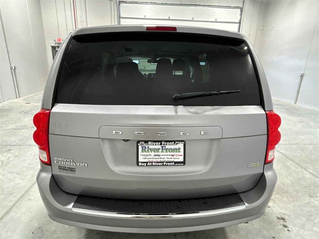 Certified 2018 Dodge Grand Caravan SE w/ UConnect Hands-Free Group image 7