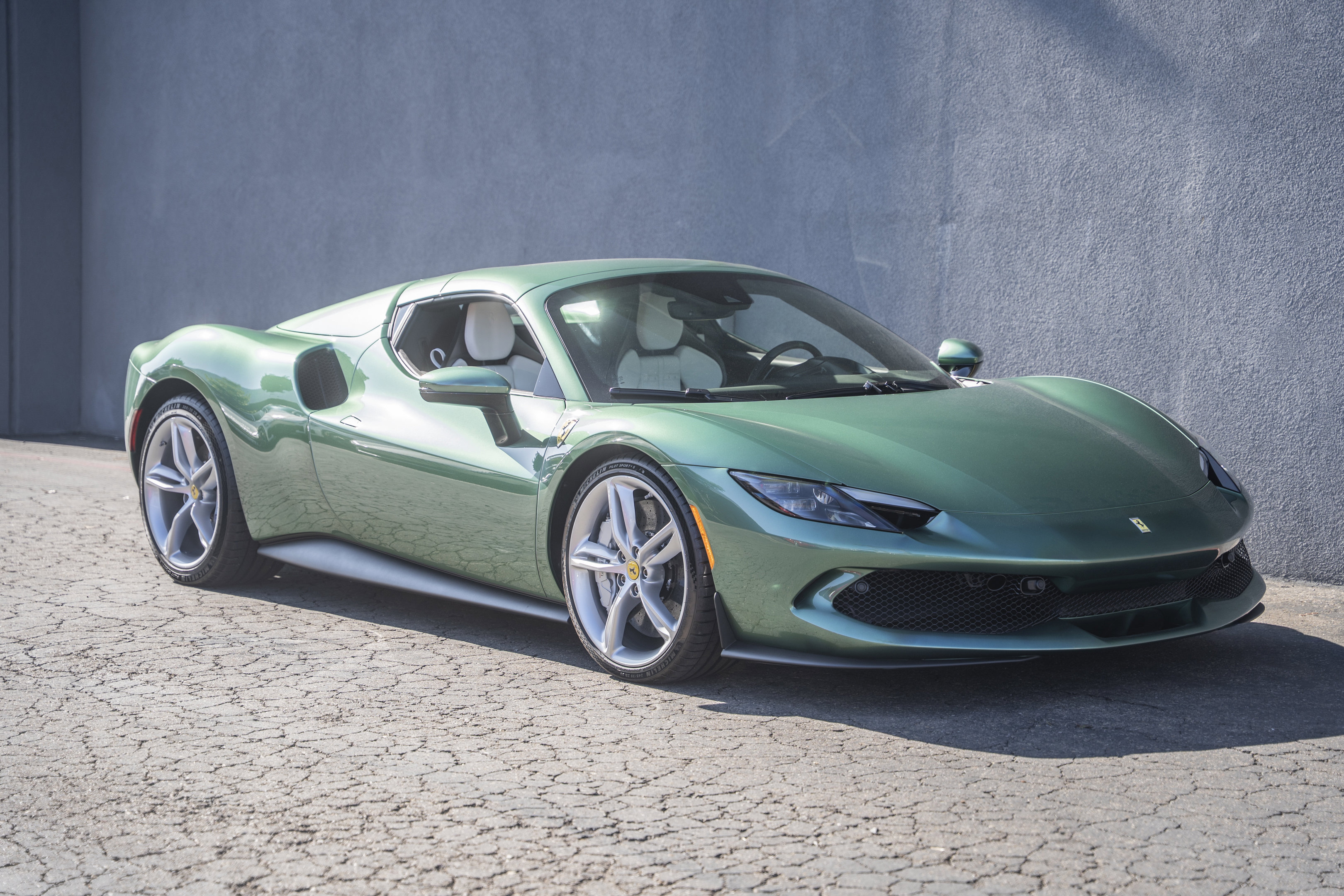 Used 2024 Ferrari 296 GTS RWD image 12