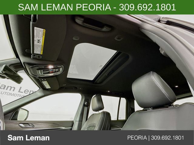 New 2026 Jeep Grand Cherokee Altitude image 22