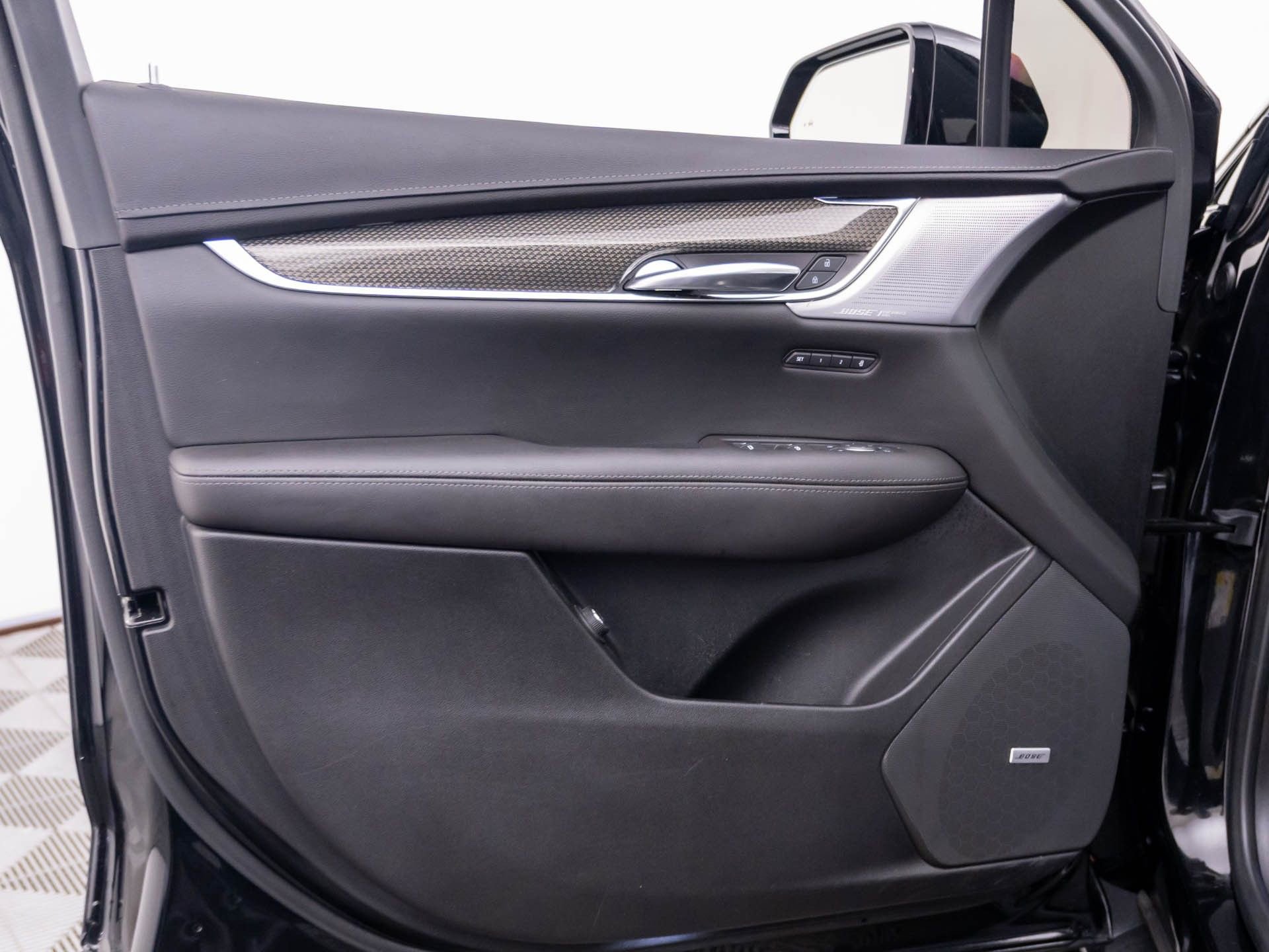 Used 2022 Cadillac XT5 Sportv w/ LPO, Floor Liner Package AWD/4WD image 15