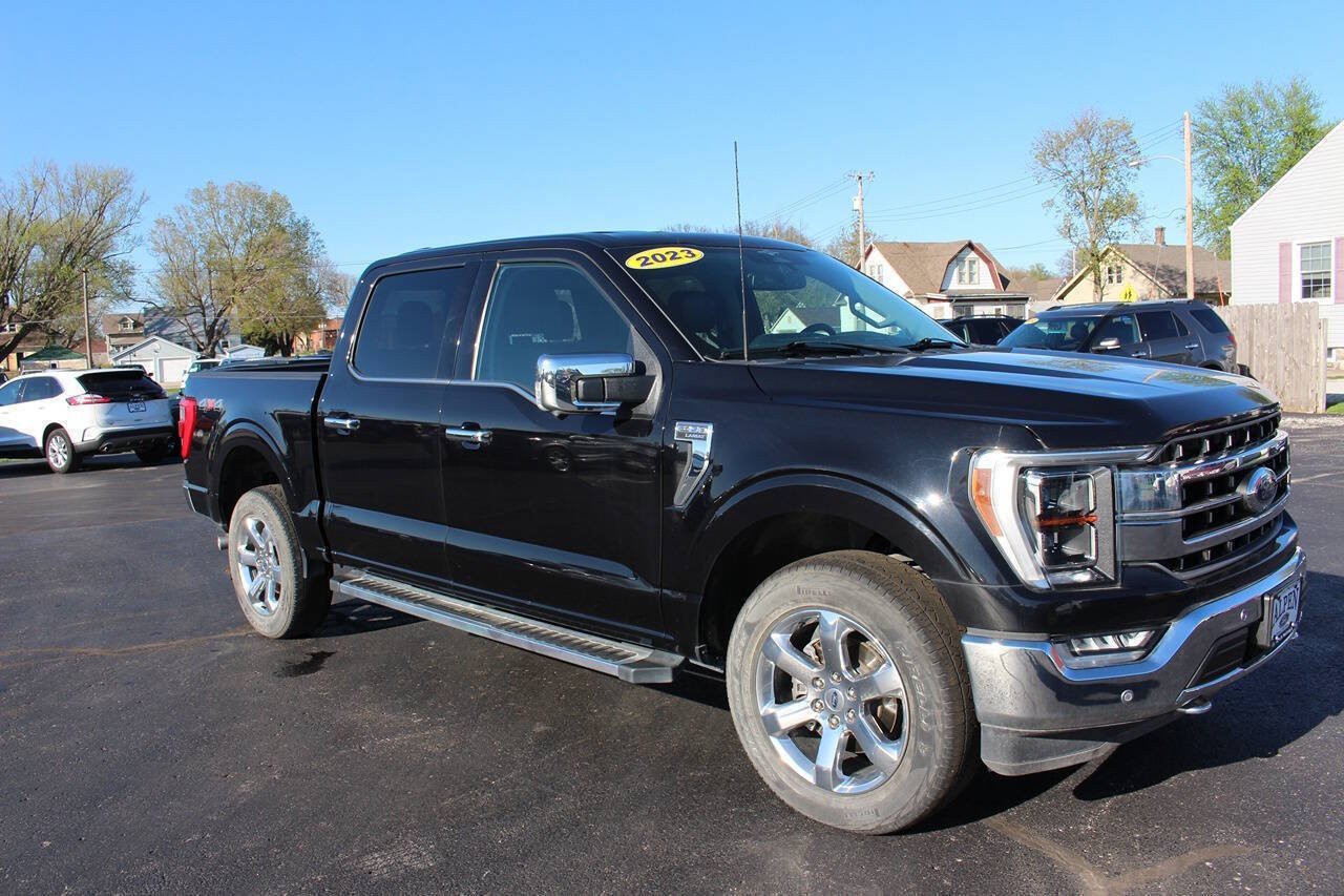 Used 2023 Ford F150 Lariat w/ Equipment Group 502A High AWD/4WD image 3