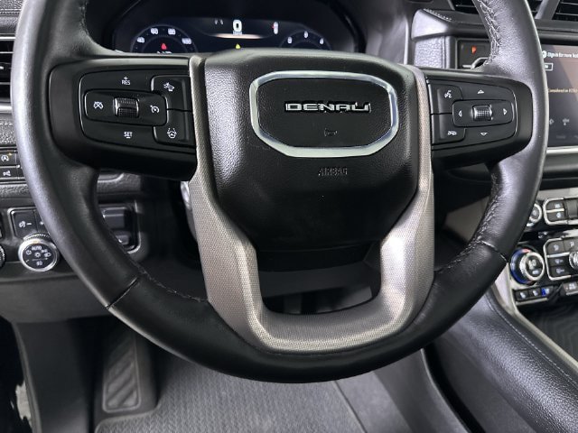 Used 2024 GMC Yukon XL Denali w/ Advanced Technology Package AWD/4WD image 11
