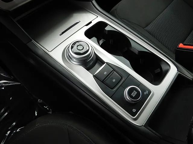 Used 2023 Ford Explorer XLT image 22