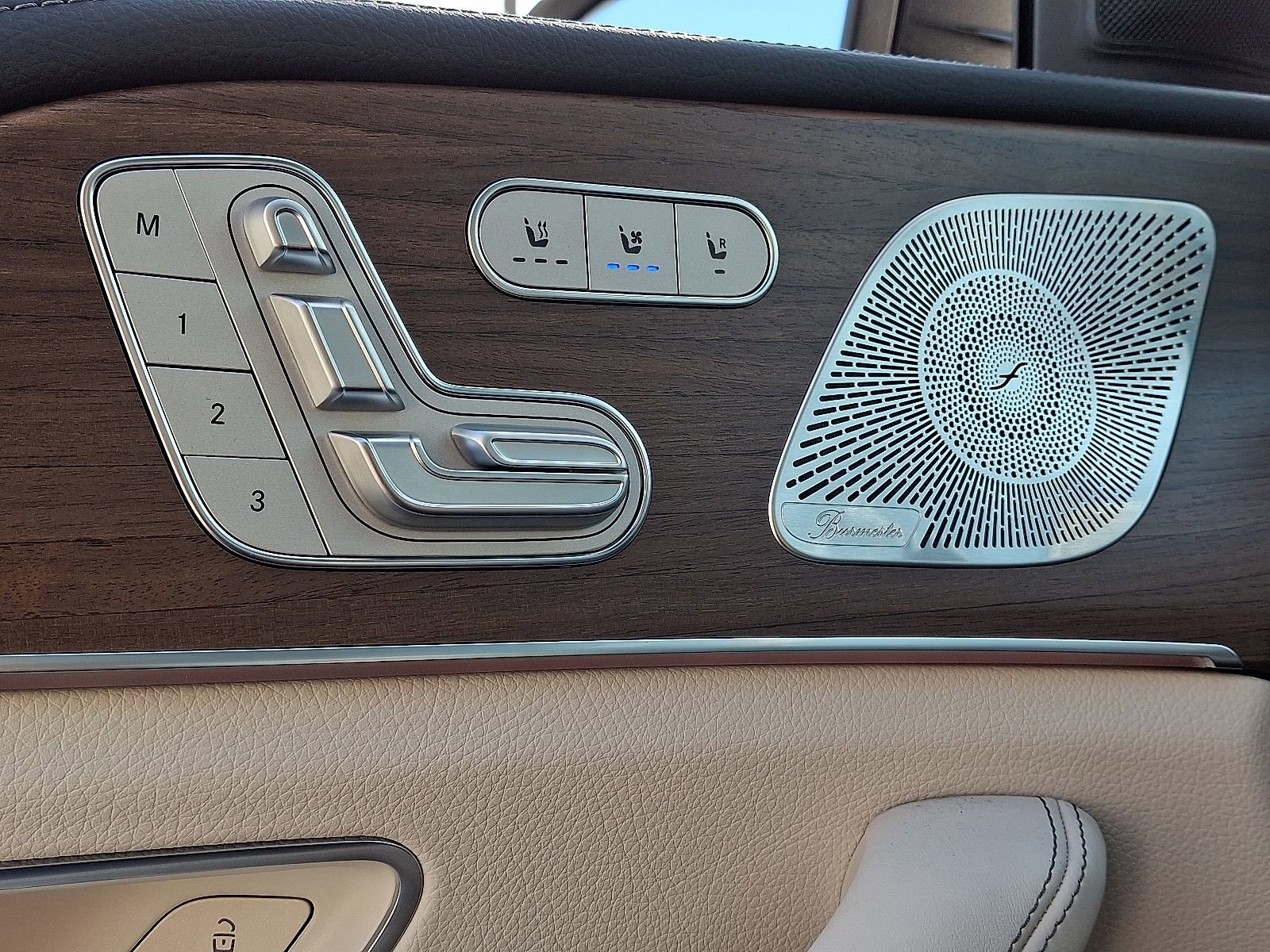 New 2026 Mercedes-Benz GLE 53 AMG 4MATIC Coupe image 17